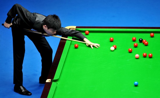 在比赛中遭 在比赛中遭